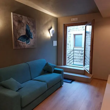 Notti O' Tunn Luxury Rooms In Centro Geraci Siculo Exterior photo